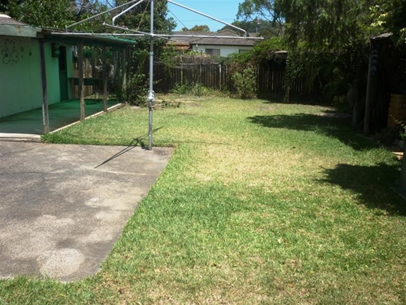 73 Dunban Road, Woy Woy NSW 2256