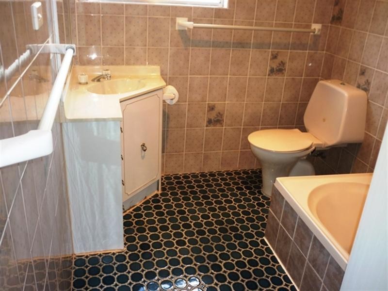 73 Dunban Road, Woy Woy NSW 2256