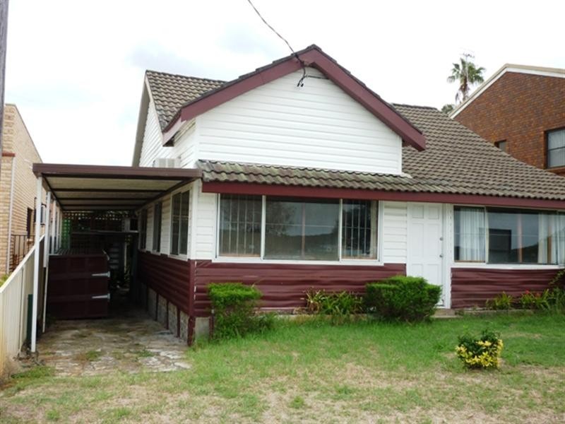 68 The Esplanade, Ettalong Beach NSW 2257