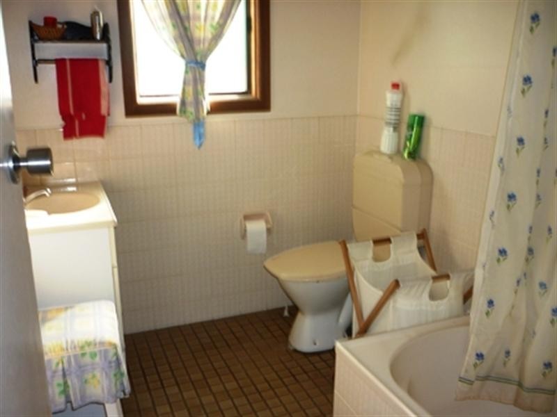 24 McEvoy Avenue, Umina Beach NSW 2257