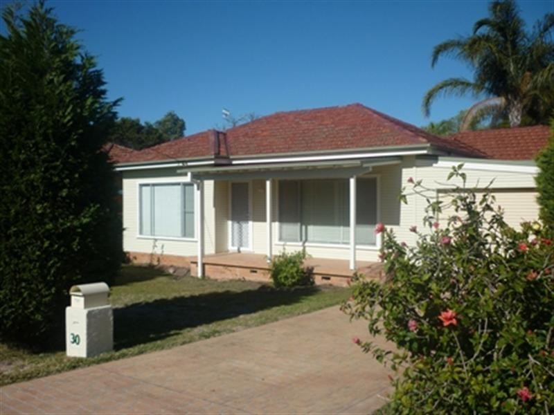 30 Osborne Avenue, Umina Beach NSW 2257
