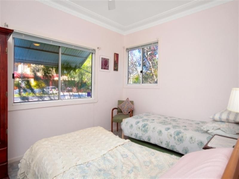 17 Paul Street, Umina Beach NSW 2257