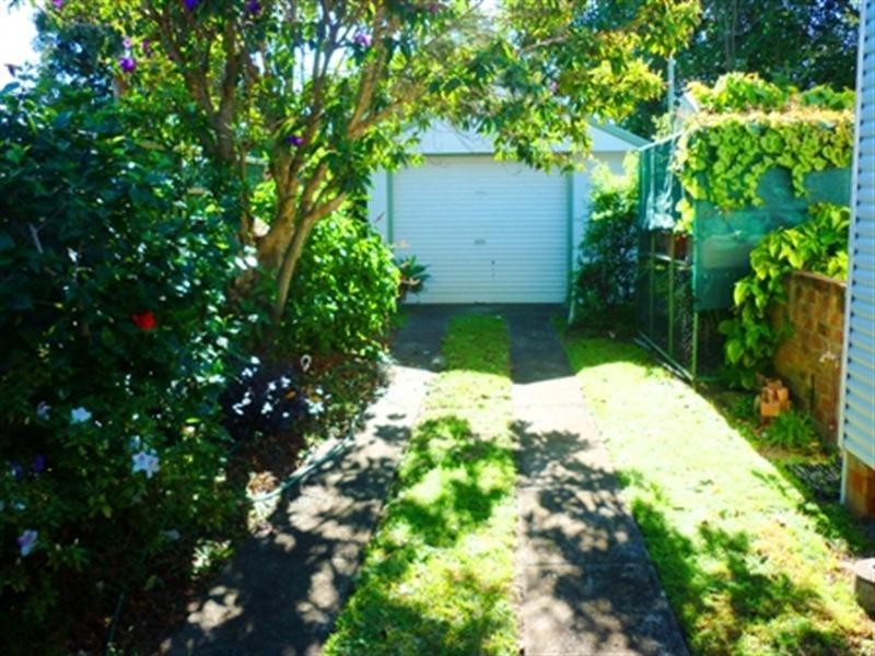 25 Florida Avenue, Woy Woy NSW 2256