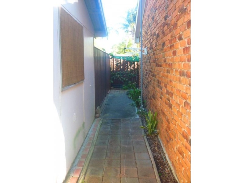 2/17 Lens Avenue, Umina Beach NSW 2257