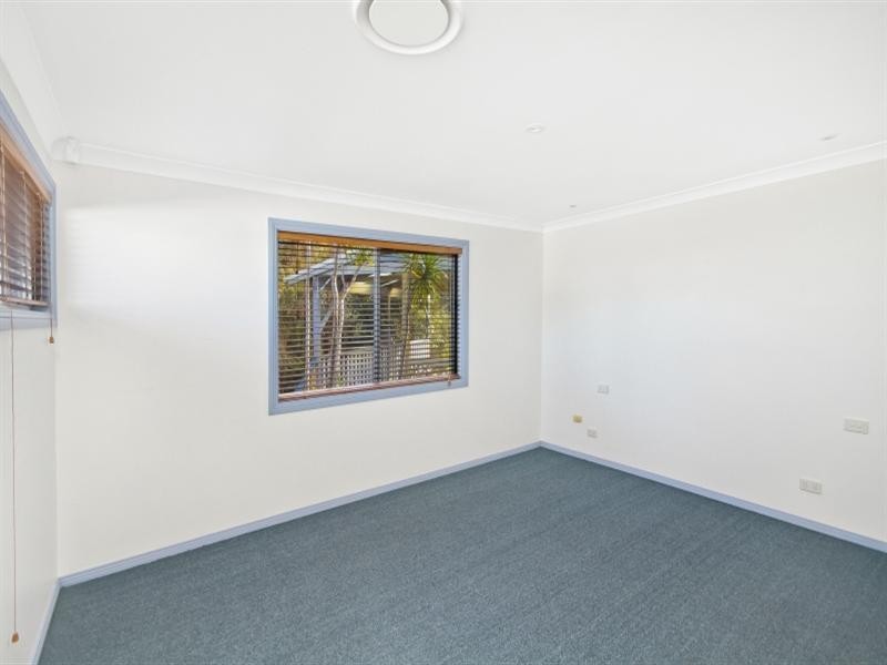 20 Kingsview Drive, Umina Beach NSW 2257