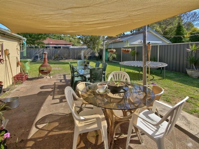 37 Dunban Road, Woy Woy NSW 2256