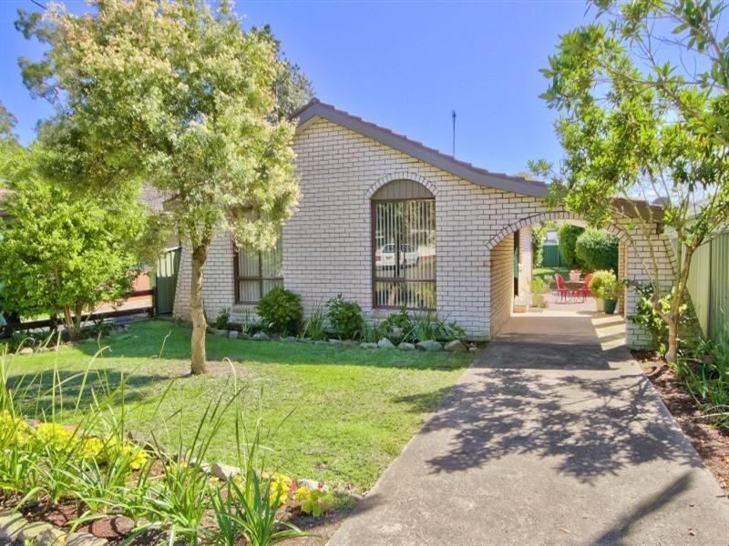 25 Stella Road, Umina Beach NSW 2257