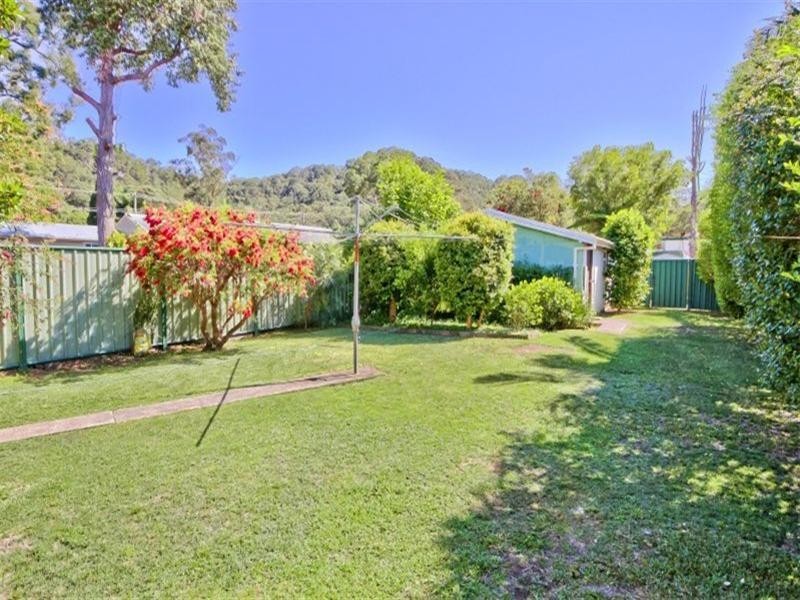 25 Stella Road, Umina Beach NSW 2257