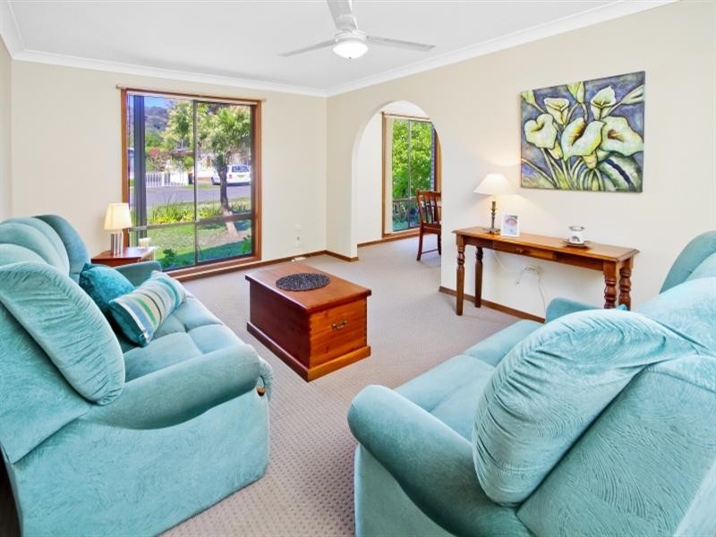 25 Stella Road, Umina Beach NSW 2257