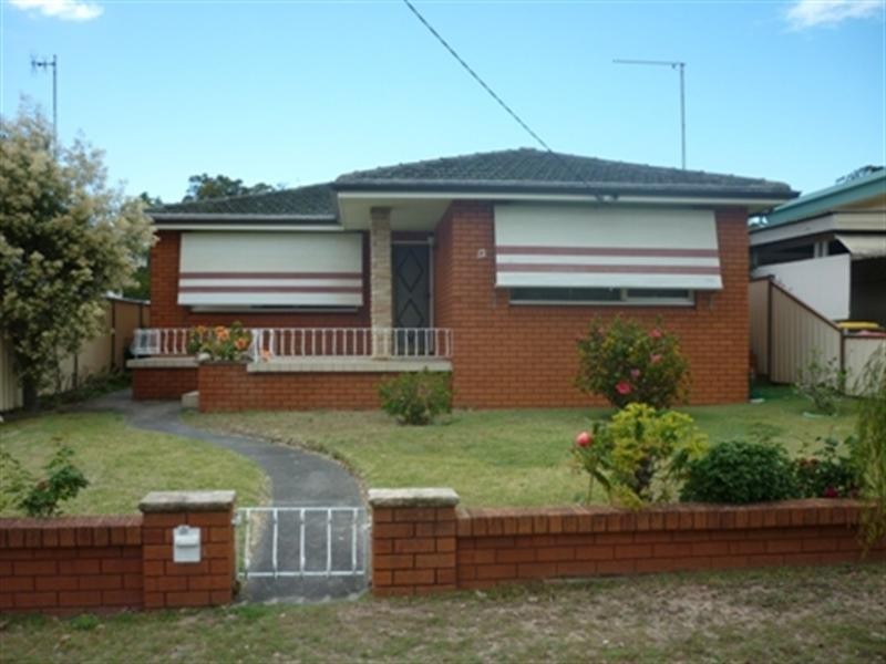 12 Melbourne Avenue, Umina Beach NSW 2257