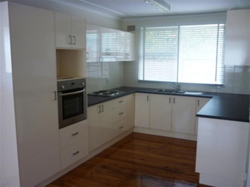 12 Melbourne Avenue, Umina Beach NSW 2257