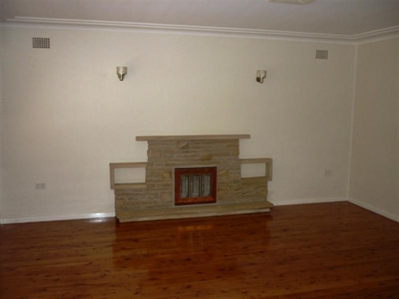 12 Melbourne Avenue, Umina Beach NSW 2257