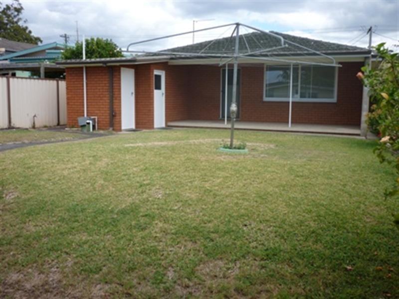 12 Melbourne Avenue, Umina Beach NSW 2257