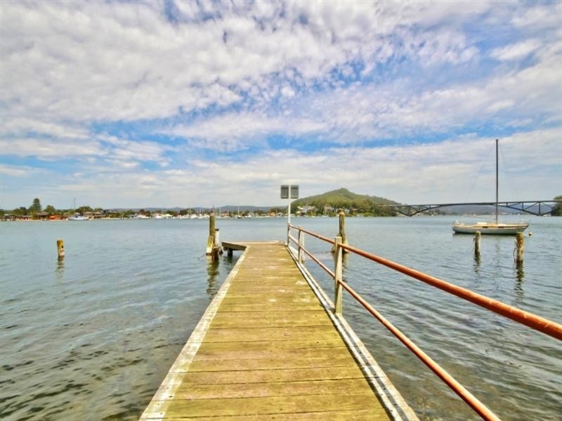 42 Fishermans Parade, Daleys Point NSW 2257