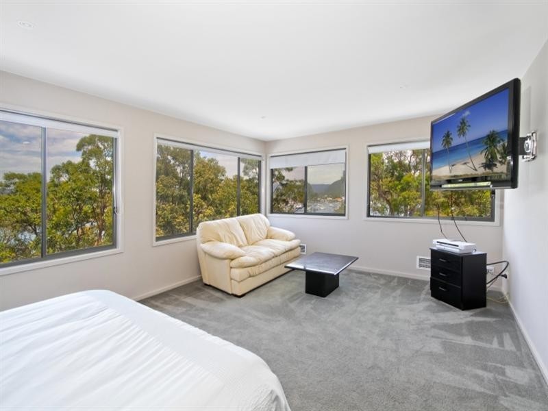 42 Fishermans Parade, Daleys Point NSW 2257