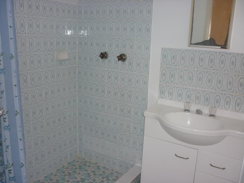 45 Mackenzie Avenue, Woy Woy NSW 2256