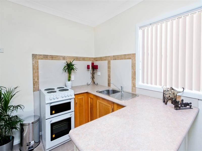 5 Dwyer Avenue, Woy Woy NSW 2256