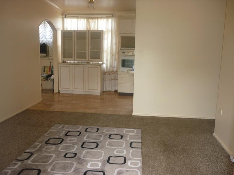 45 Mackenzie Avenue, Woy Woy NSW 2256