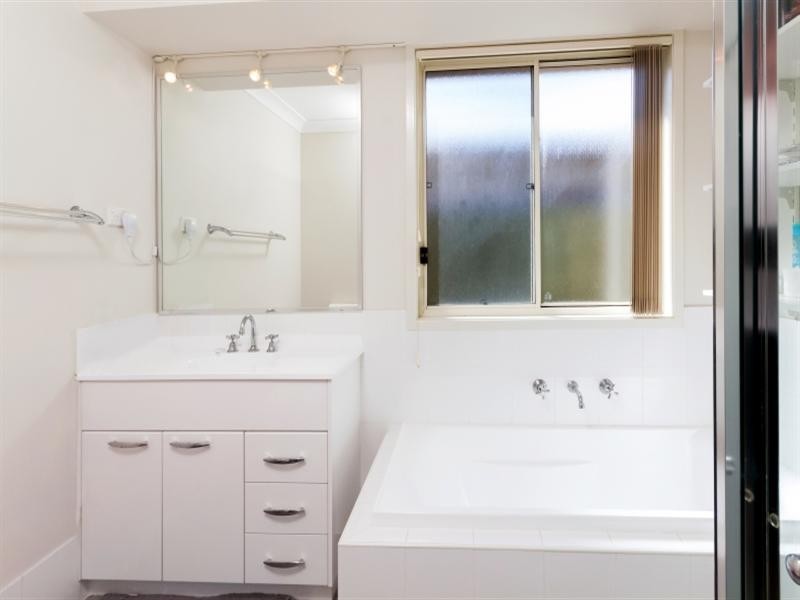 37 Cambridge Street, Umina Beach NSW 2257