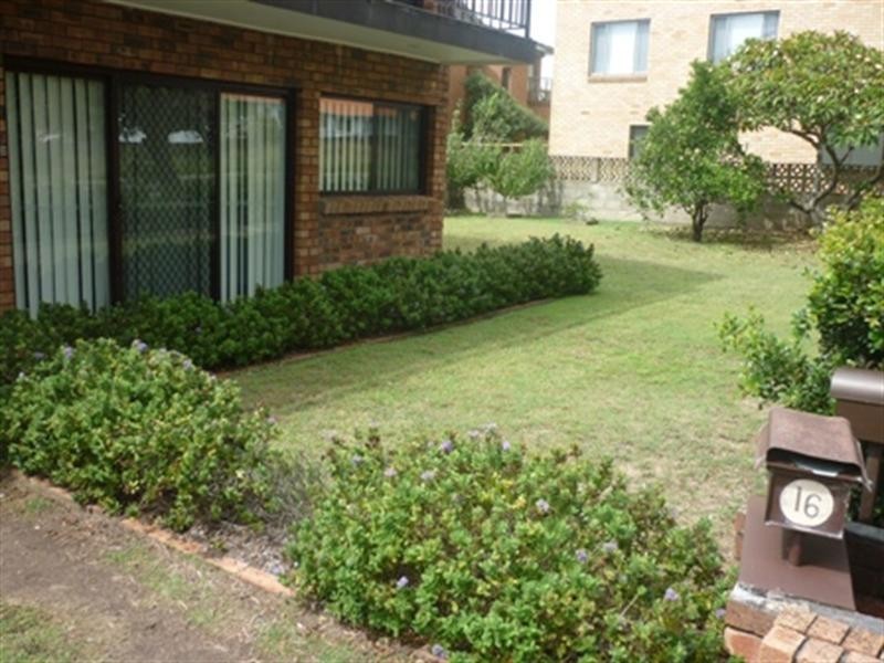 2/16 Augusta Avenue, Umina Beach NSW 2257