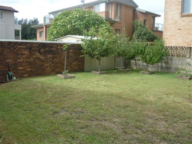 2/16 Augusta Avenue, Umina Beach NSW 2257