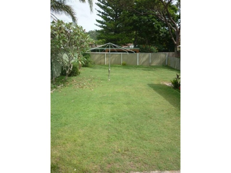 11 Melbourne Avenue, Umina Beach NSW 2257