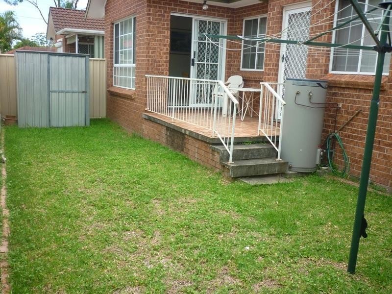 2/20 Farnell Road, Woy Woy NSW 2256