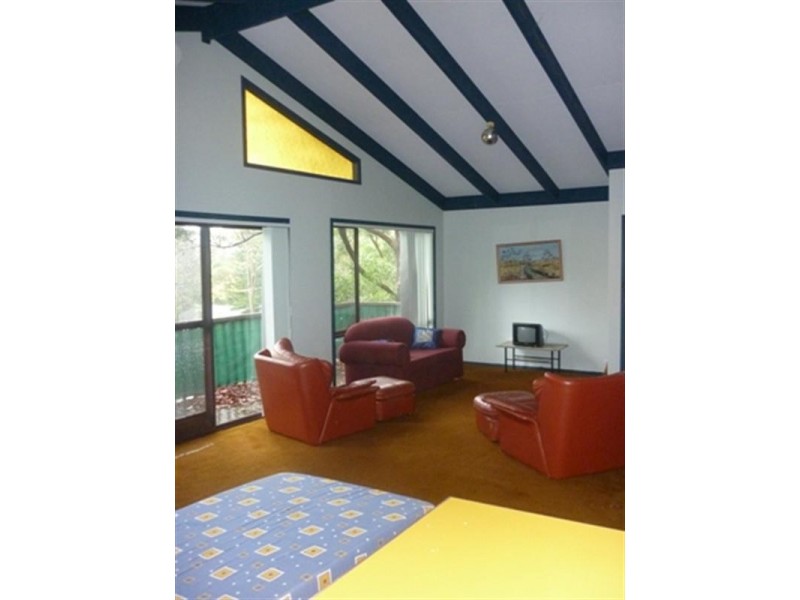 25 Edgecliff Road, Umina Beach NSW 2257