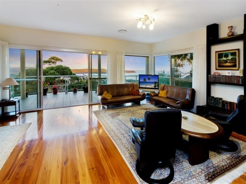 4 Tor Close, Umina Beach NSW 2257