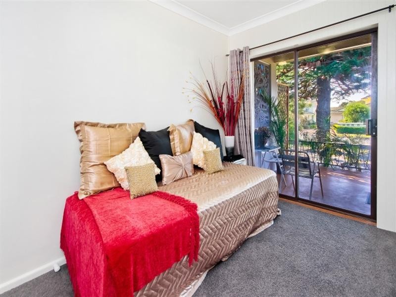 5 Dwyer Avenue, Woy Woy NSW 2256