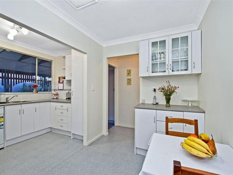 10 Hood Street, Ettalong Beach NSW 2257