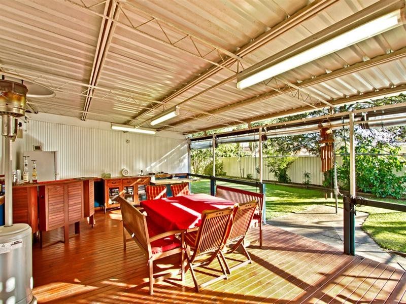 10 Hood Street, Ettalong Beach NSW 2257