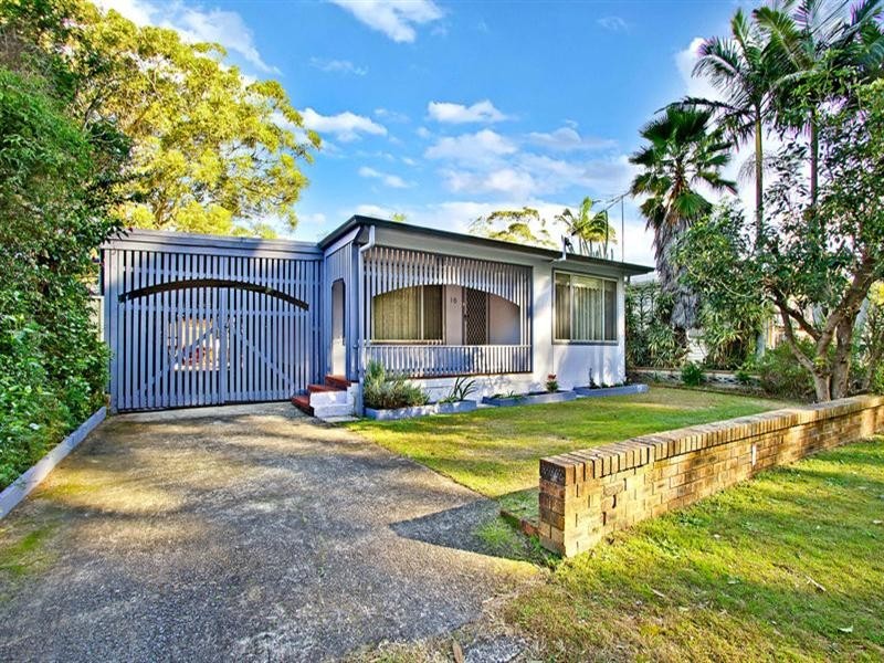 10 Hood Street, Ettalong Beach NSW 2257
