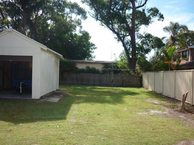 12 PICNIC Parade, Ettalong Beach NSW 2257
