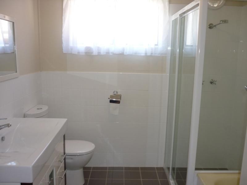 12 PICNIC Parade, Ettalong Beach NSW 2257