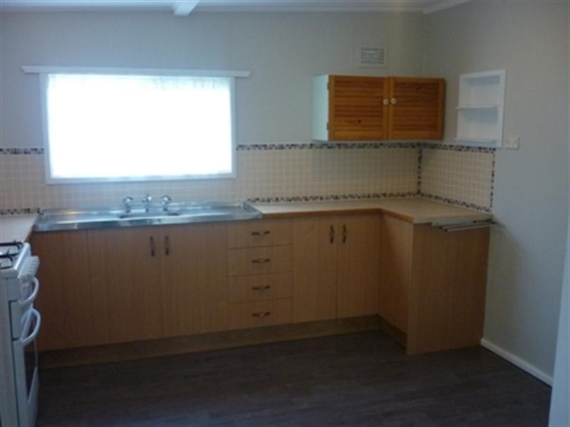 24 McEvoy Avenue, Umina Beach NSW 2257