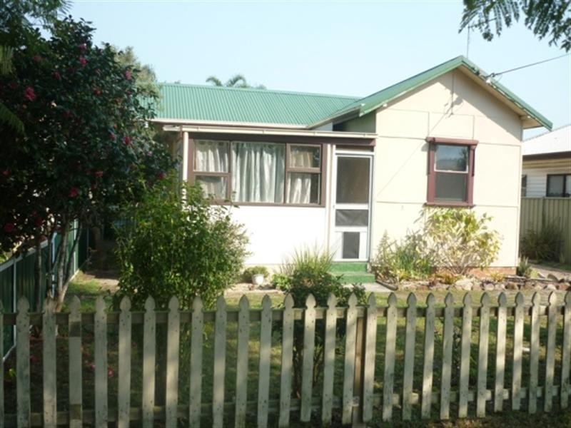 16 Calypta Road, Umina Beach NSW 2257