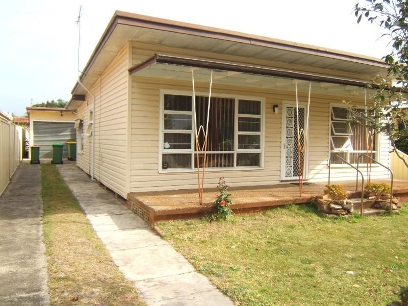 26 McMasters Road, Woy Woy NSW 2256