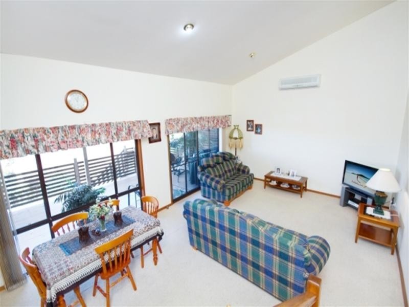 122 Greenhaven Drive, Umina Beach NSW 2257