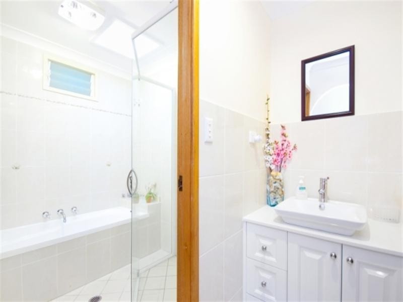 122 Greenhaven Drive, Umina Beach NSW 2257