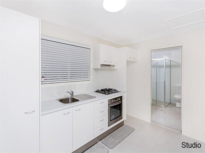 2c McLaurin Road, Umina Beach NSW 2257