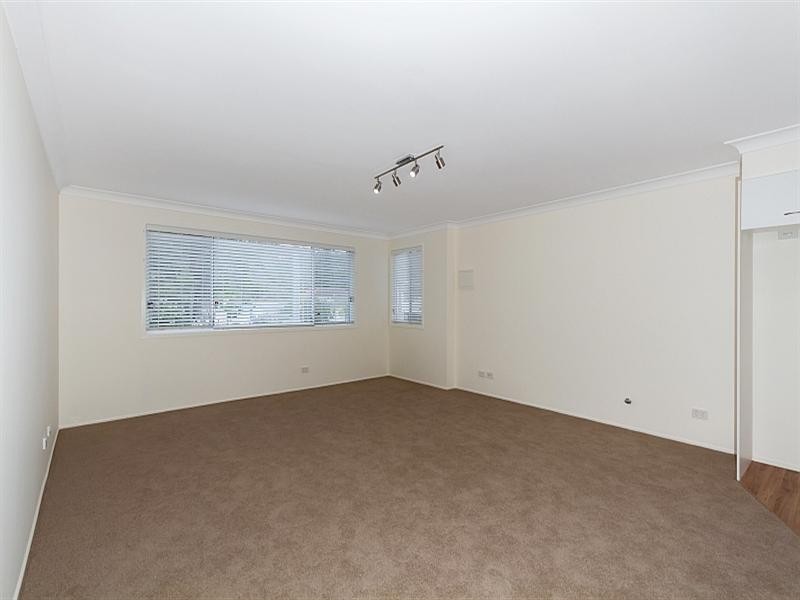 2a McLaurin Road, Umina Beach NSW 2257