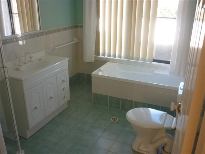 2/136 BROKEN BAY Road, Ettalong Beach NSW 2257