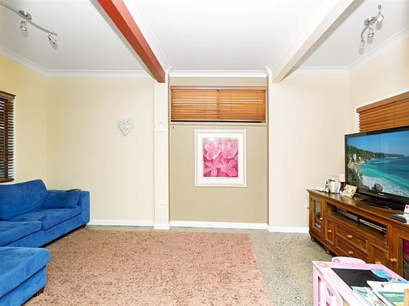 105 Australia Avenue, Umina Beach NSW 2257