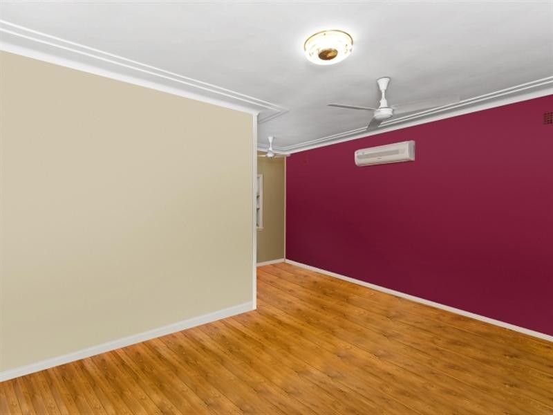 54 Dunalban Avenue, Woy Woy NSW 2256