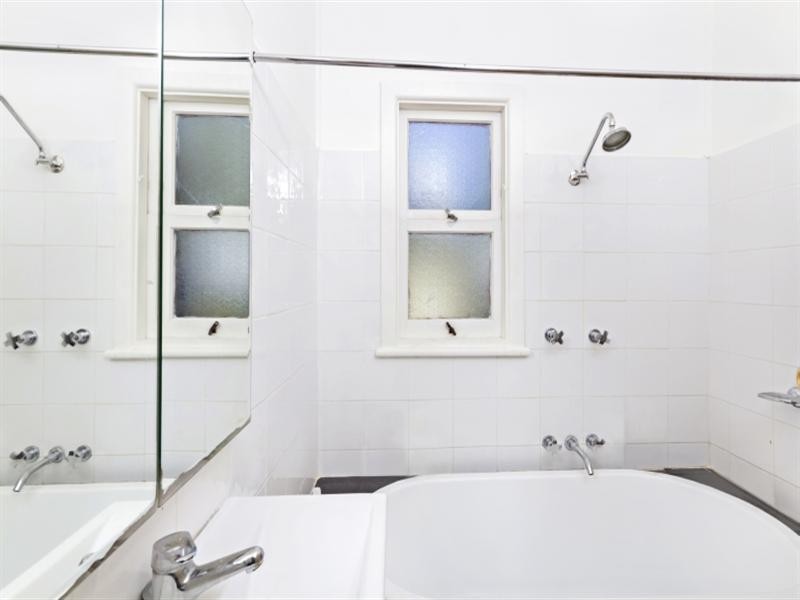 54 Dunalban Avenue, Woy Woy NSW 2256