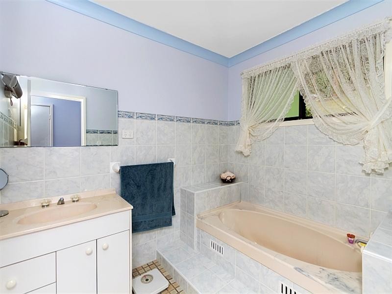 33 Wilks Avenue, Umina Beach NSW 2257