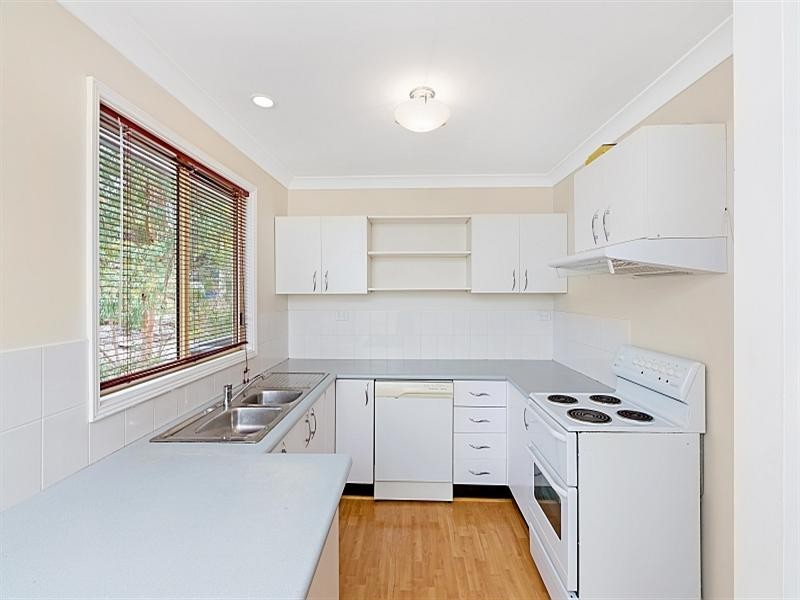 6 Knights Close, Umina Beach NSW 2257