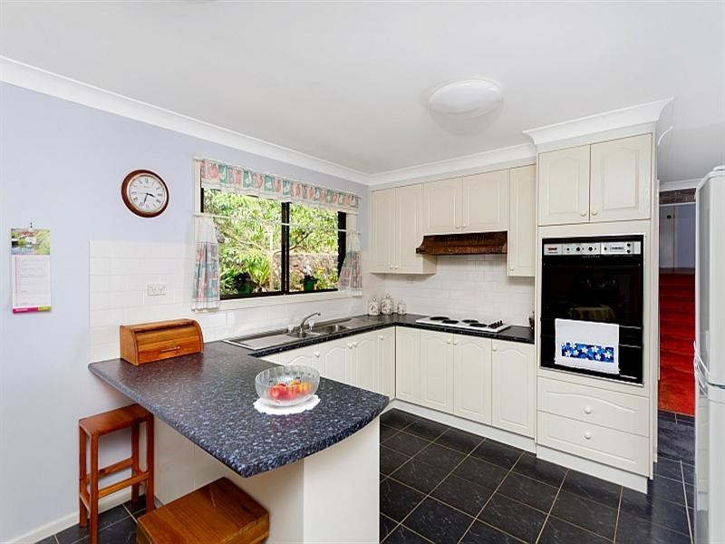 33 Wilks Avenue, Umina Beach NSW 2257