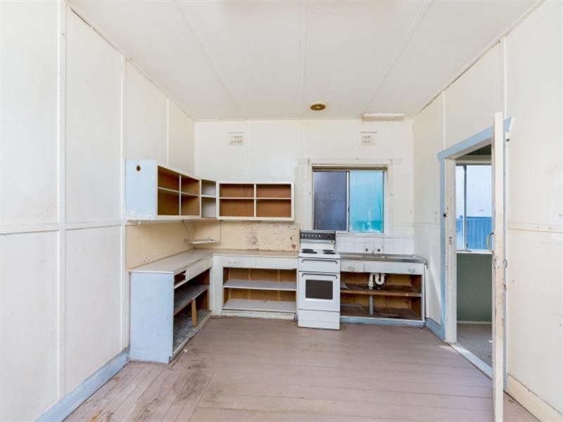 19 Bangalow Street, Ettalong Beach NSW 2257